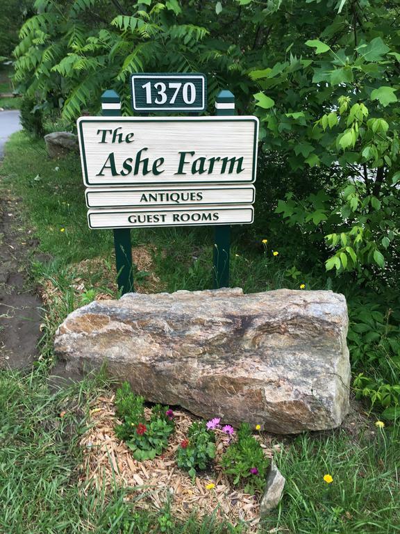 The Ashe Farm Bed & Breakfast Marshall Bagian luar foto