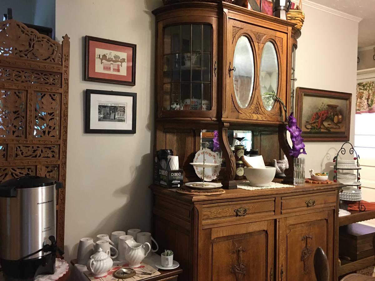 The Ashe Farm Bed & Breakfast Marshall Bagian luar foto